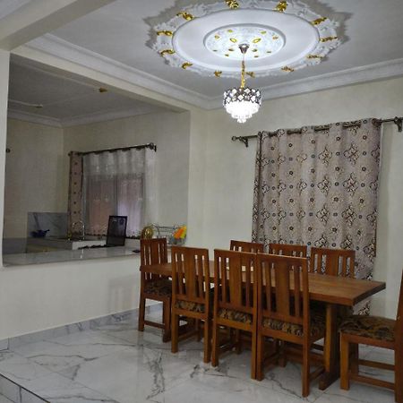 Residence Ton'S Yaounde Exterior photo