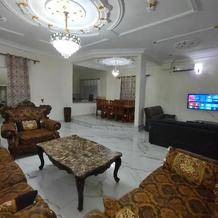 Residence Ton'S Yaounde Exterior photo