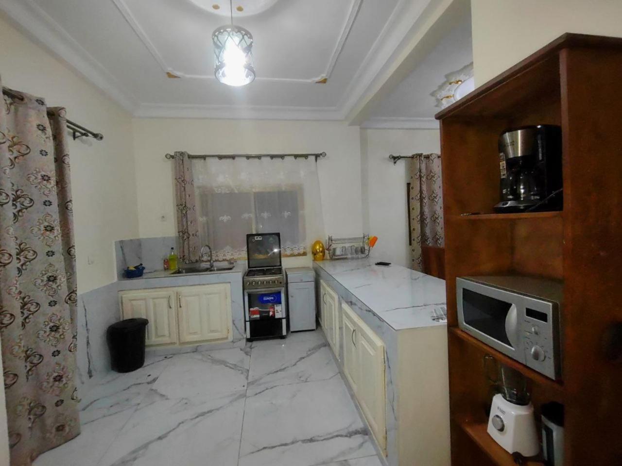 Residence Ton'S Yaounde Exterior photo