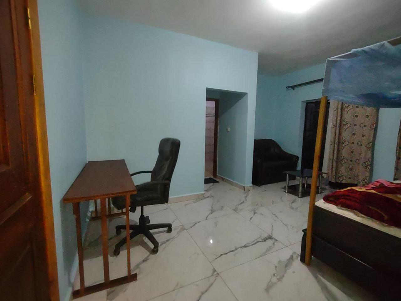 Residence Ton'S Yaounde Exterior photo